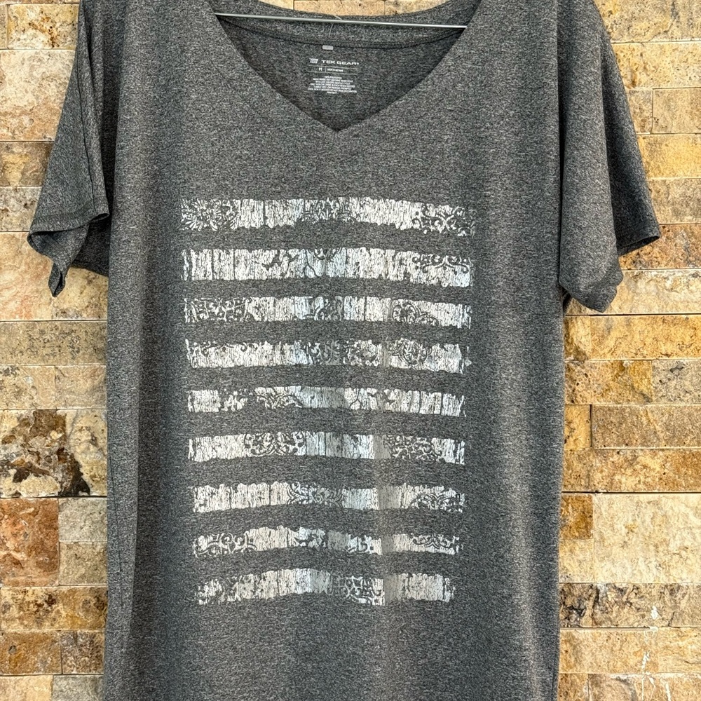 Tek Gear Heathered Gray V-Neck Tee
